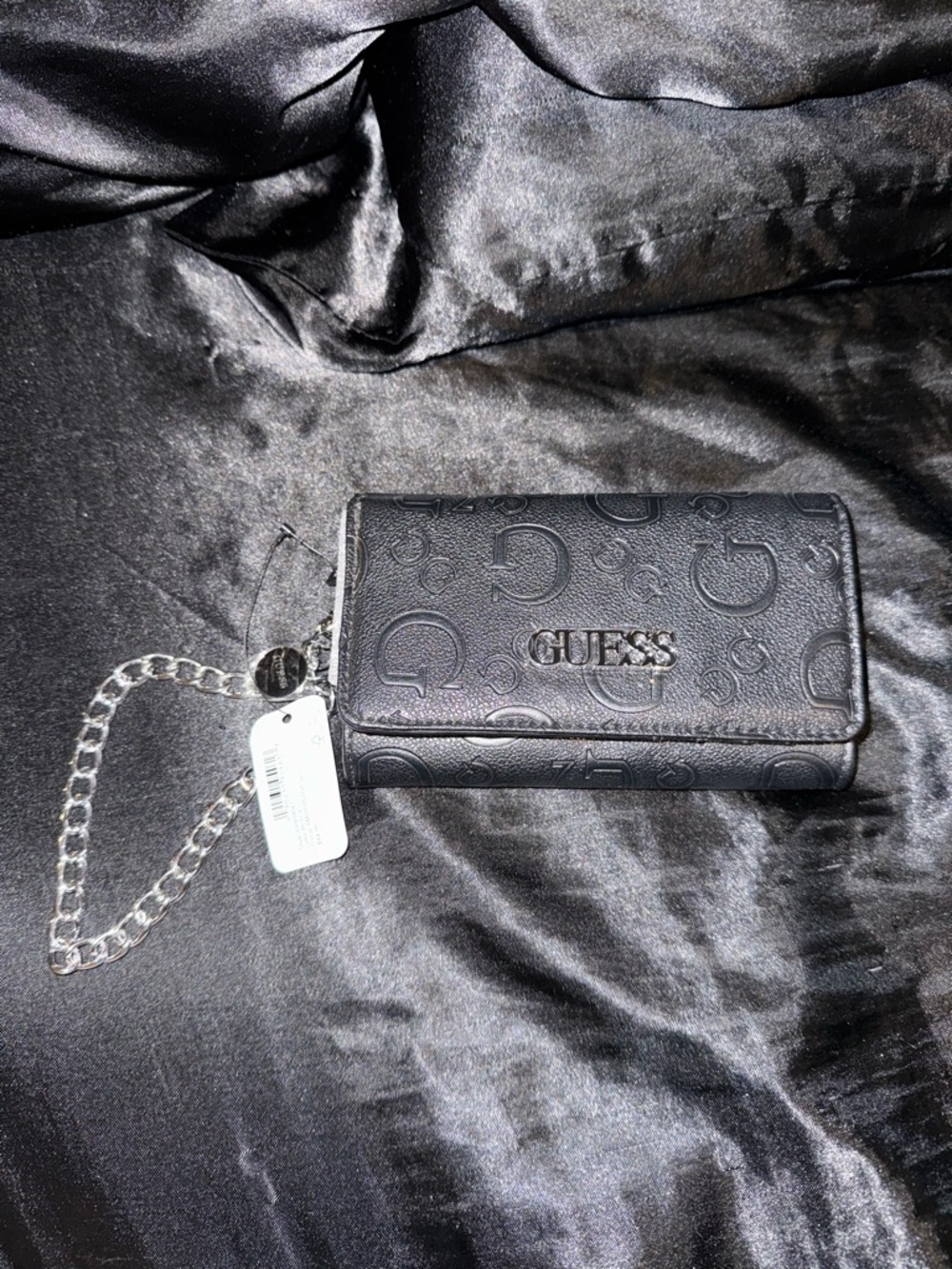NWT GUESS Embossed Logo Black Chain Wallet